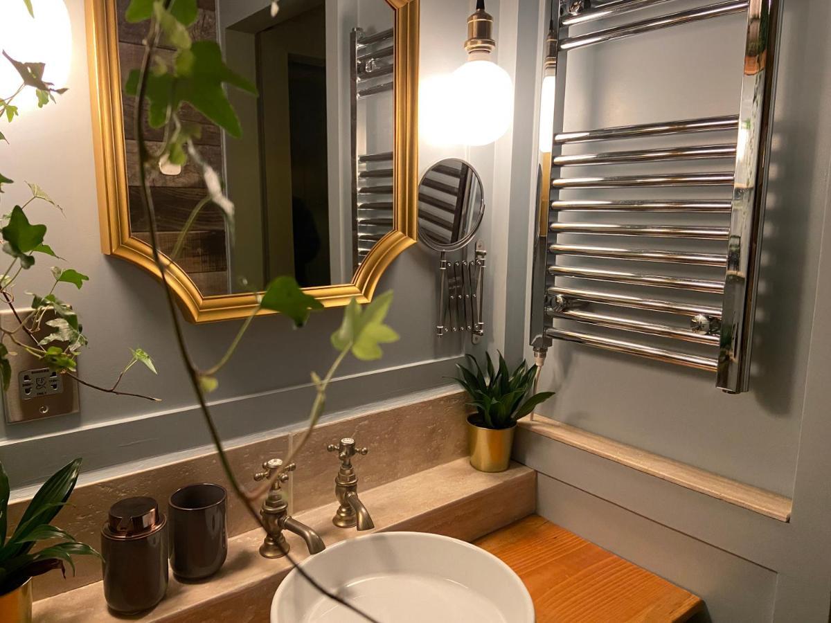 Cosy Double Shepherds Hut In Beautiful Wicklow With Underfloor Heating Throughout Rathnew Luaran gambar