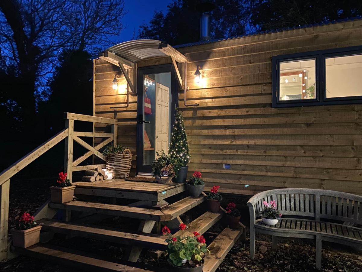 Cosy Double Shepherds Hut In Beautiful Wicklow With Underfloor Heating Throughout Rathnew Luaran gambar